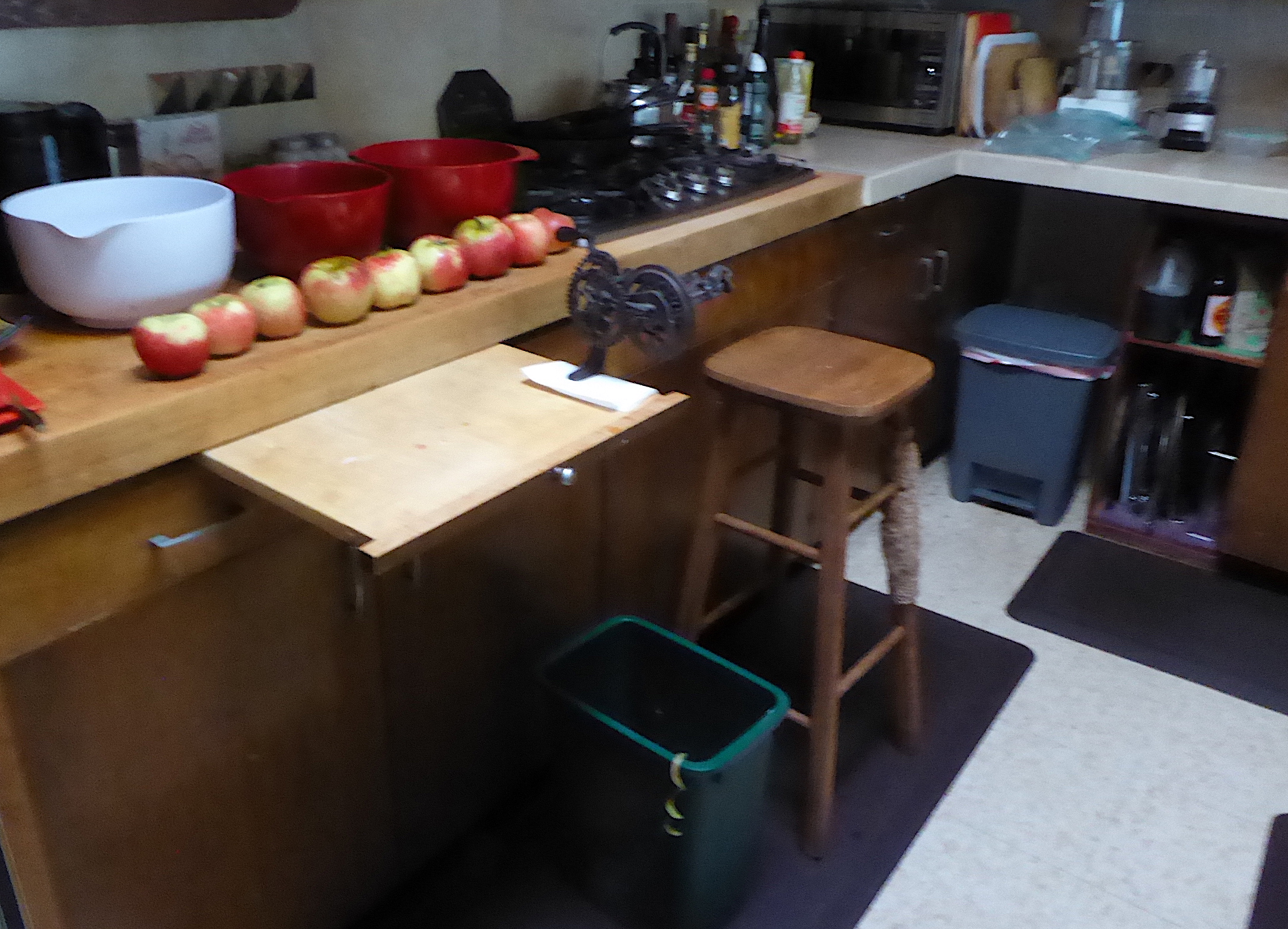 A set up in the kitchen